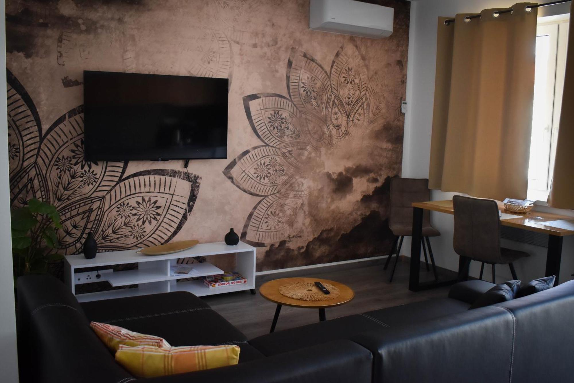 Apartmany Catalina Nesvady Esterno foto