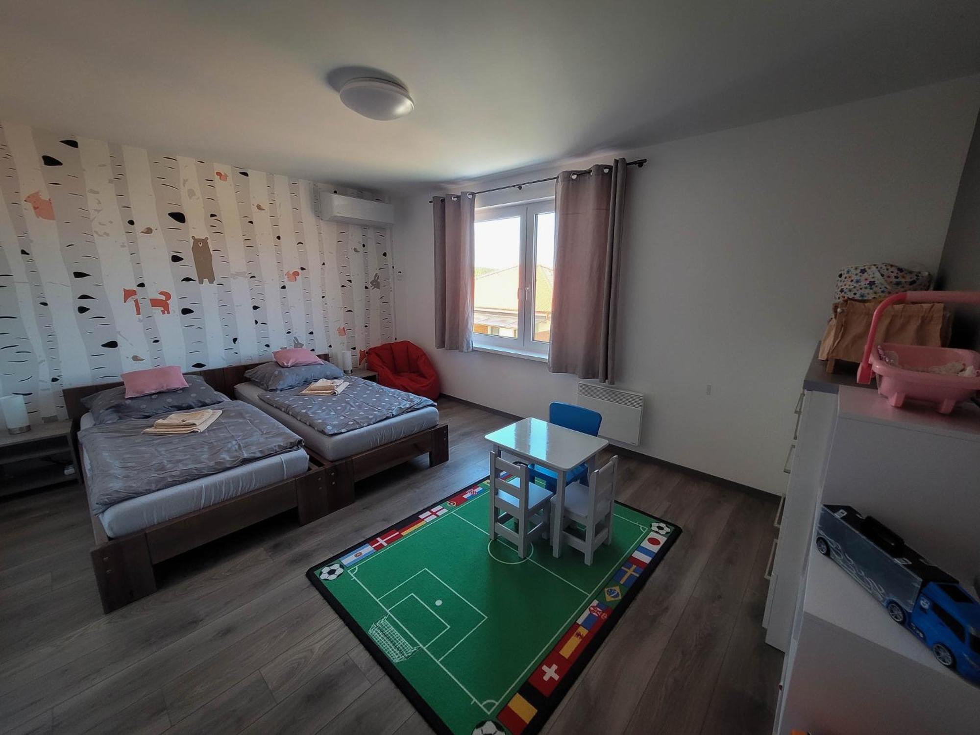 Apartmany Catalina Nesvady Esterno foto
