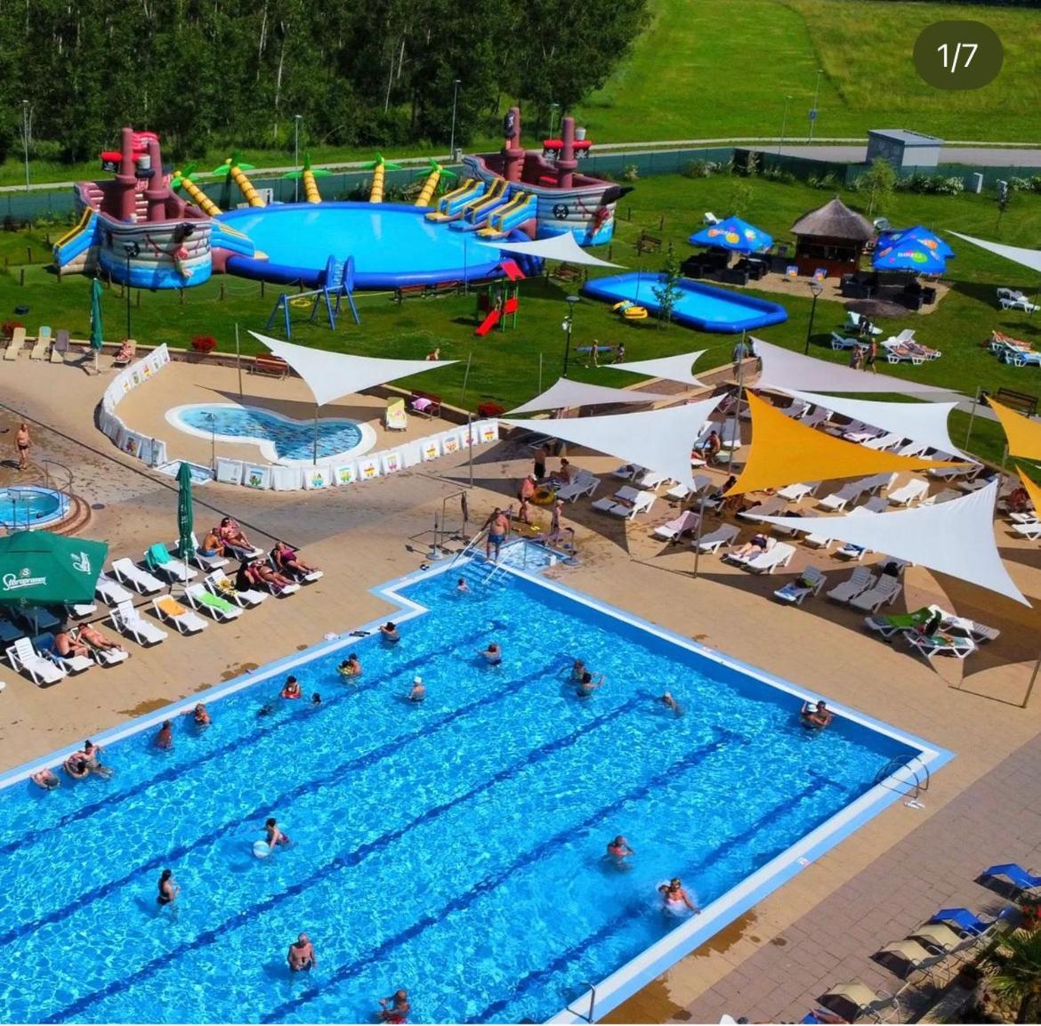Apartmany Catalina Nesvady Esterno foto