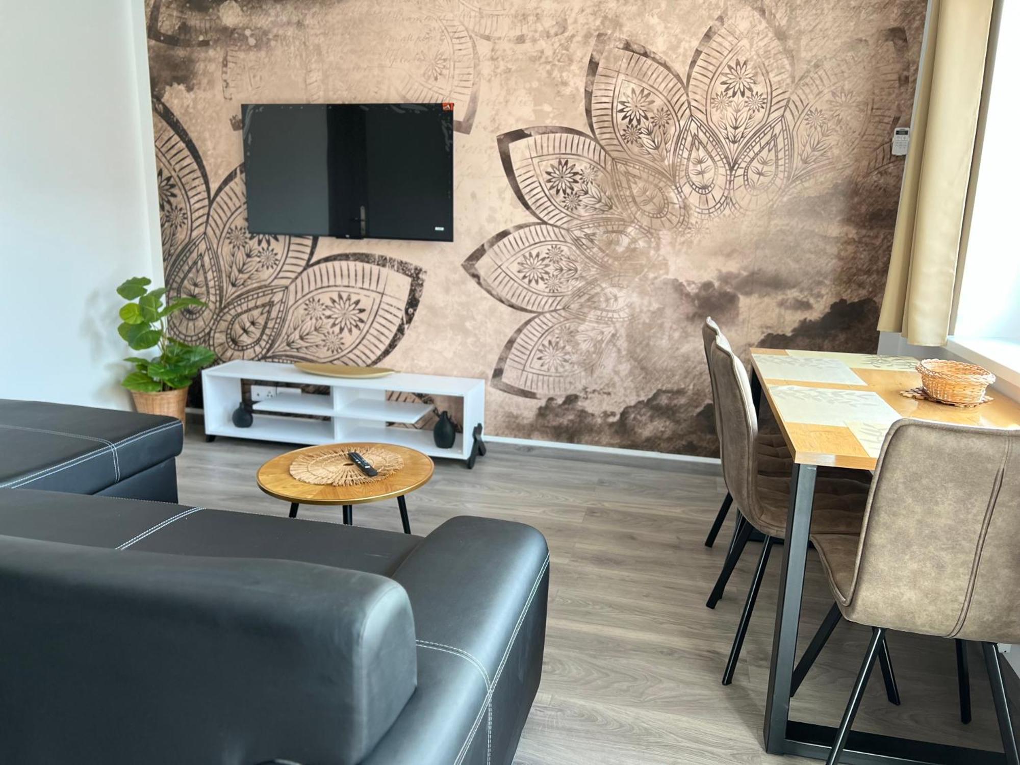 Apartmany Catalina Nesvady Esterno foto