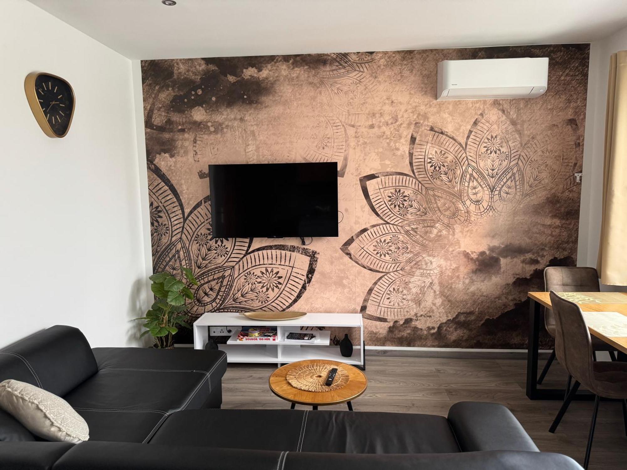 Apartmany Catalina Nesvady Esterno foto